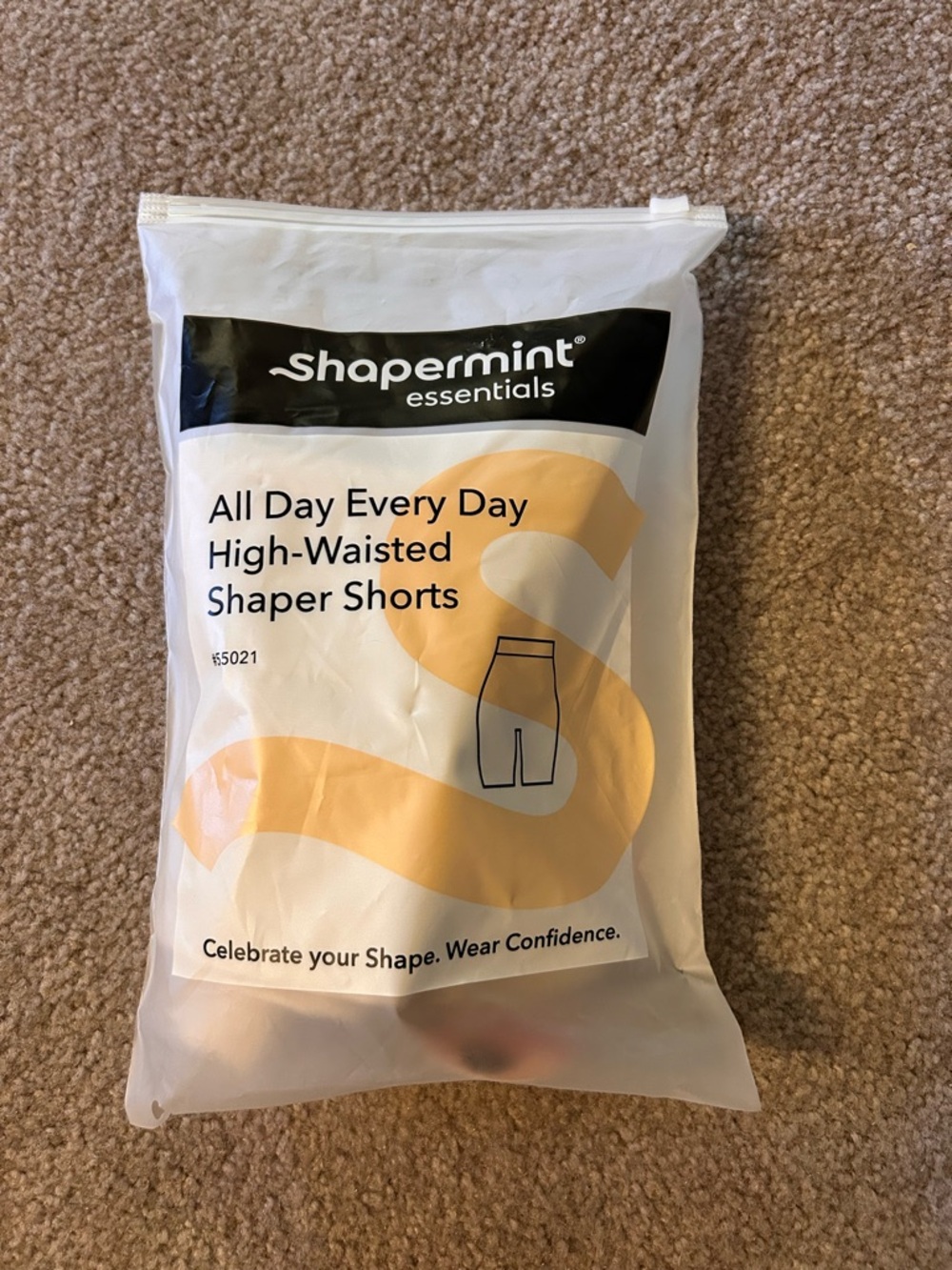 Shapermint High-Waisted Shaper Shorts Packaging - Cream
